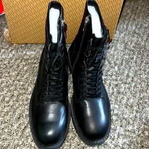 URBAN OUTFITTERS BLACK SIZE 11